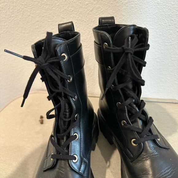$675 Stuart Weitzman Women's Ultra Lug Sole Buckle Combat Boots size 7 black - Picture 5 of 9